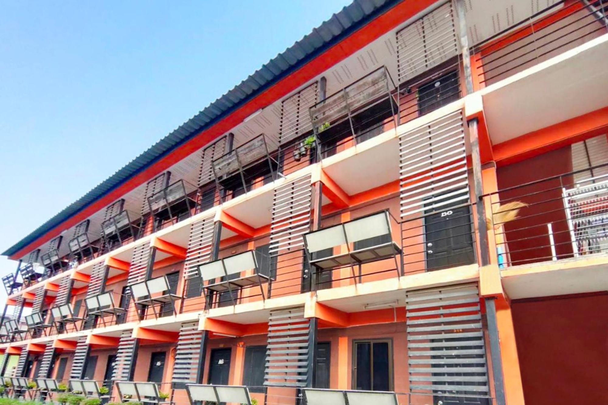 Oyo 560 Chang Hostel Suvarnabhumi Bangkok Buitenkant foto